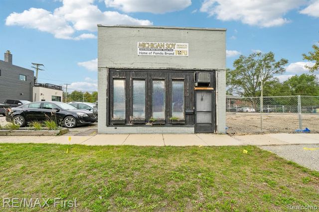1213 N Main Street, Royal Oak, MI 48067