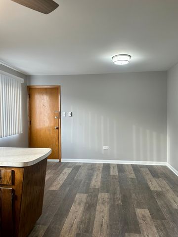 6334 W 65th Street 3S, Chicago, IL 60638