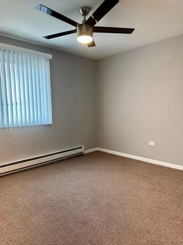 6334 W 65th Street 3S, Chicago, IL 60638