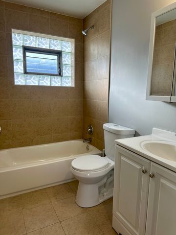 6334 W 65th Street 3S, Chicago, IL 60638