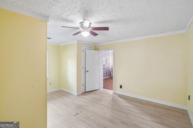 1042 Main Street, Whitesburg, GA 30185