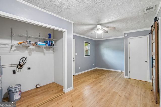 1042 Main Street, Whitesburg, GA 30185