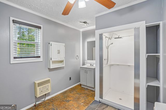 1042 Main Street, Whitesburg, GA 30185