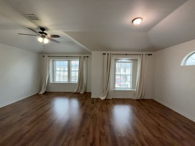 12614 Oceanside Drive, Fort Worth, TX 76040