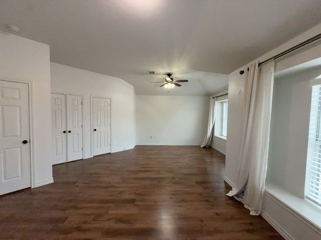 12614 Oceanside Drive, Fort Worth, TX 76040