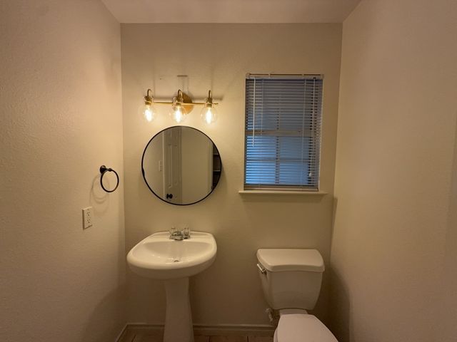 12614 Oceanside Drive, Fort Worth, TX 76040