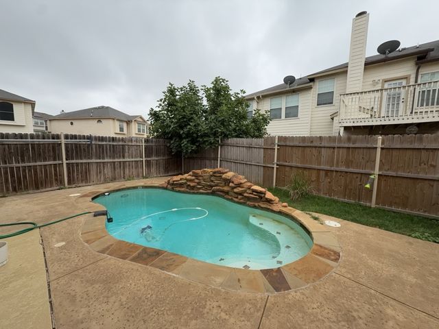 12614 Oceanside Drive, Fort Worth, TX 76040