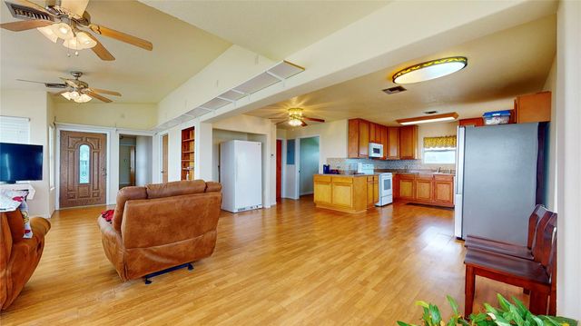 2205 Front Avenue, Port Bolivar, TX 77650
