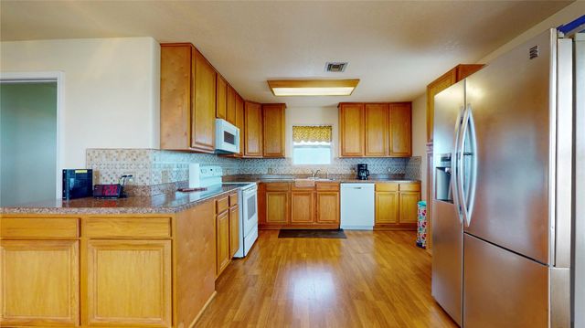 2205 Front Avenue, Port Bolivar, TX 77650