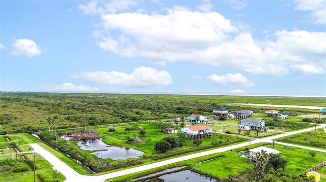 2205 Front Avenue, Port Bolivar, TX 77650