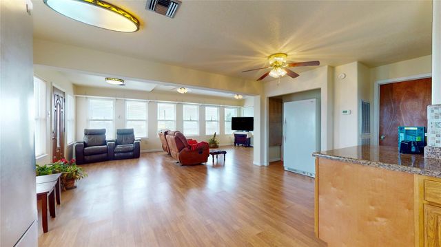 2205 Front Avenue, Port Bolivar, TX 77650