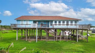 2205 Front Avenue, Port Bolivar, TX 77650