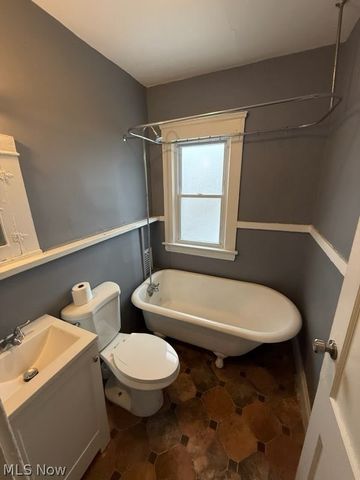 10304 Shale Avenue, Cleveland, OH 44104