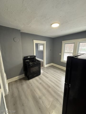 10304 Shale Avenue, Cleveland, OH 44104