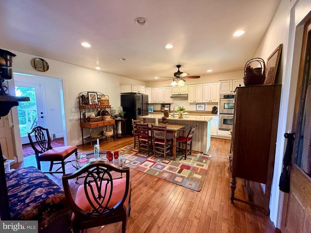 1311 BORDEN RD, Bumpass, VA 23024