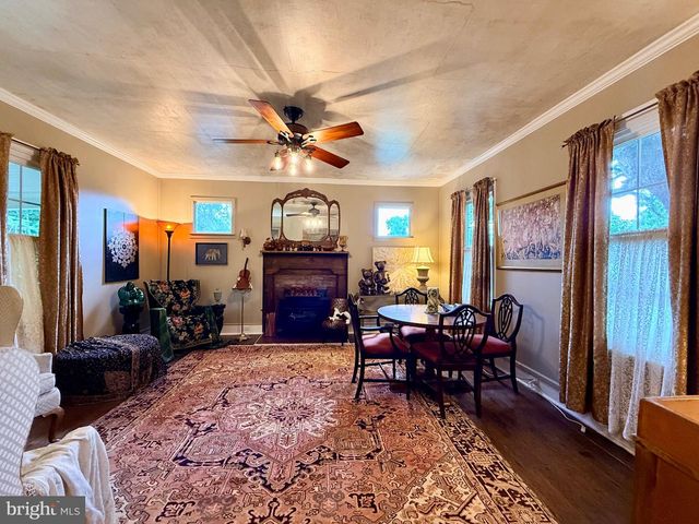 1311 BORDEN RD, Bumpass, VA 23024