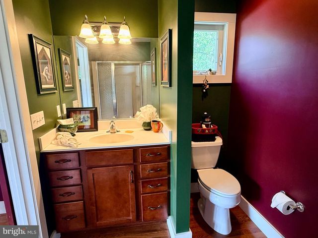 1311 BORDEN RD, Bumpass, VA 23024