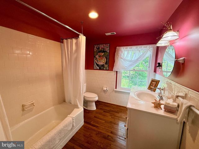 1311 BORDEN RD, Bumpass, VA 23024