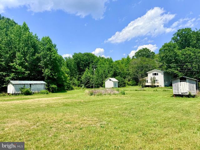 1311 BORDEN RD, Bumpass, VA 23024