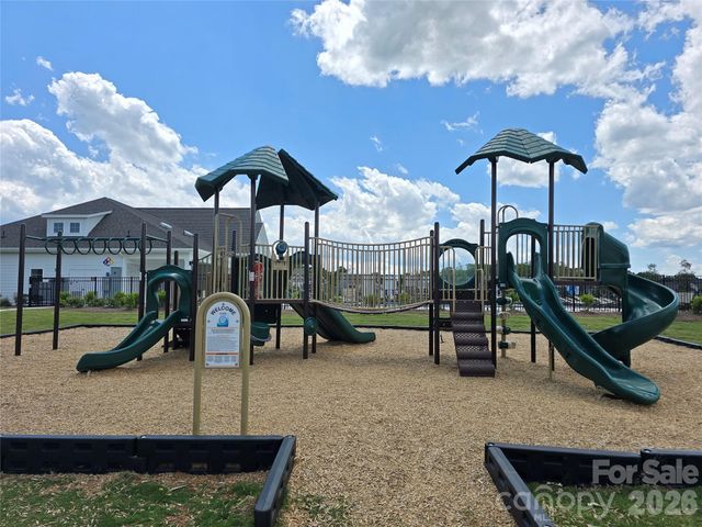 606 Downshire Road NW, Concord, NC 28027