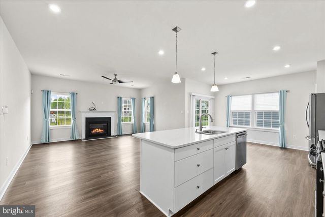 17 LUZERNE DR, Ocean View, DE 19970