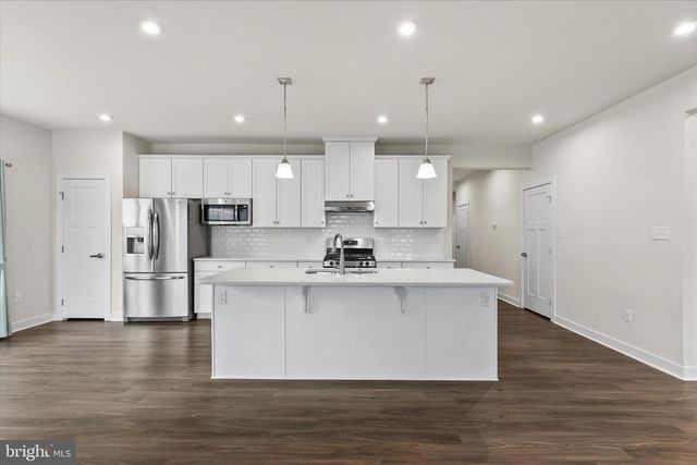 17 LUZERNE DR, Ocean View, DE 19970