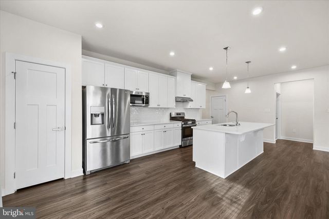 17 LUZERNE DR, Ocean View, DE 19970
