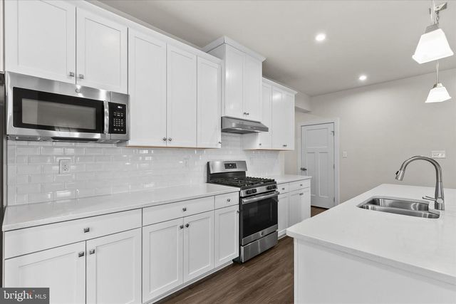17 LUZERNE DR, Ocean View, DE 19970