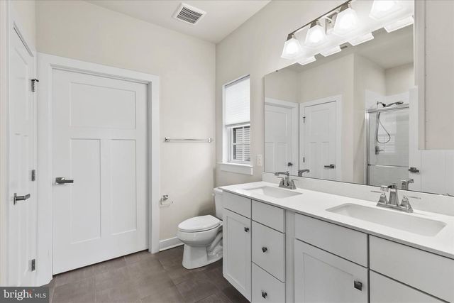 17 LUZERNE DR, Ocean View, DE 19970