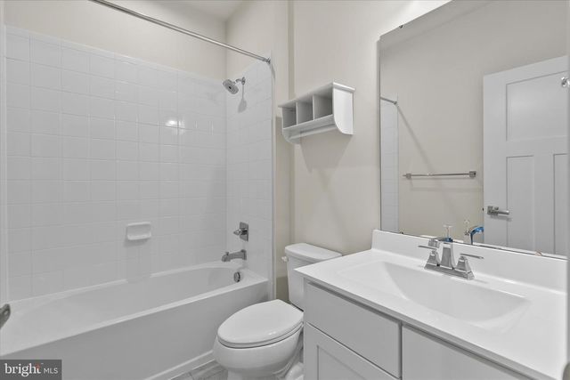 17 LUZERNE DR, Ocean View, DE 19970
