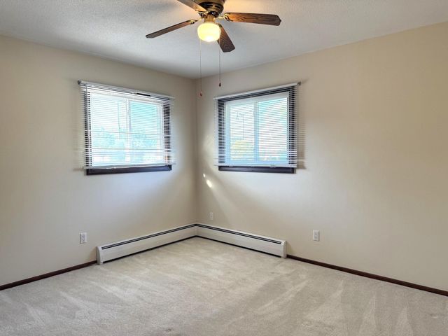 3110 N Broadway N, Fargo, ND 58102