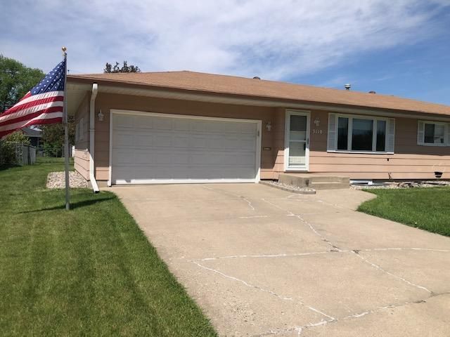 3110 N Broadway N, Fargo, ND 58102