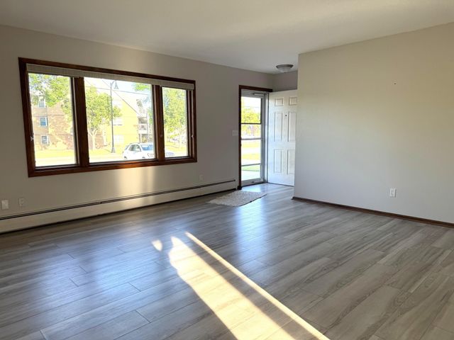 3110 N Broadway N, Fargo, ND 58102