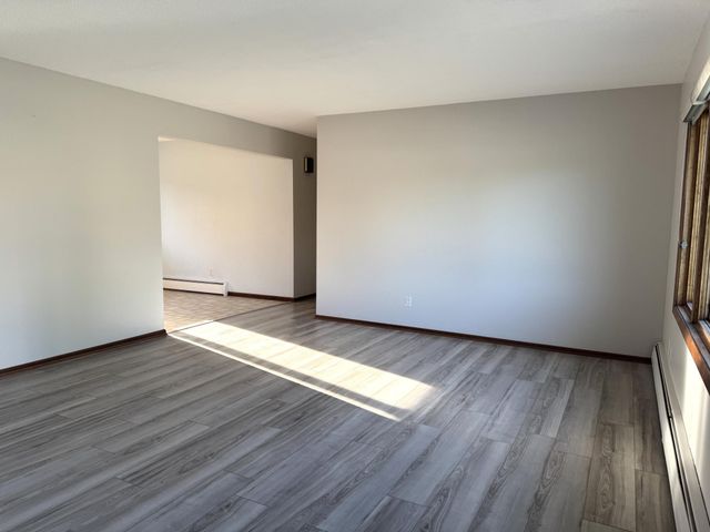 3110 N Broadway N, Fargo, ND 58102