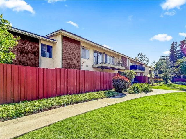 985 S Idaho Street 40, La Habra, CA 90631