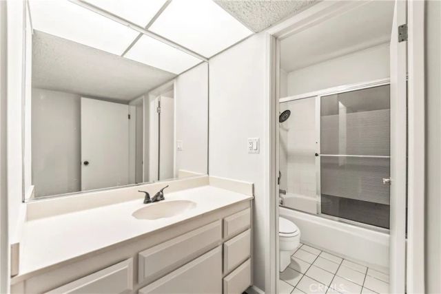 985 S Idaho Street 40, La Habra, CA 90631