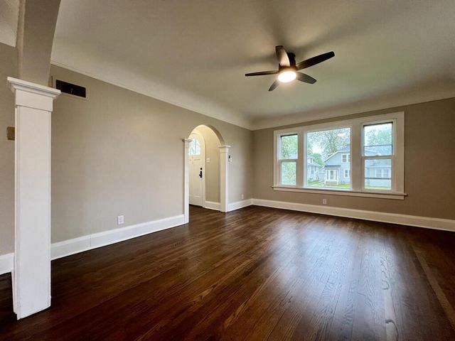 1024 Monroe AVENUE, Racine, WI 53405