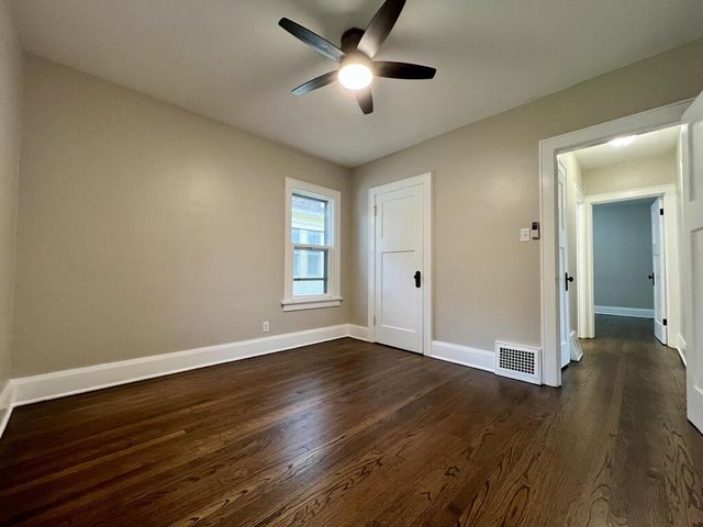 1024 Monroe AVENUE, Racine, WI 53405