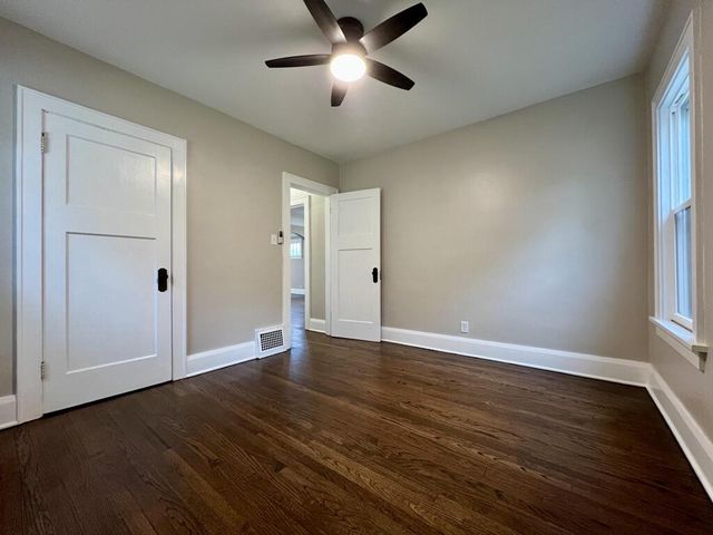 1024 Monroe AVENUE, Racine, WI 53405