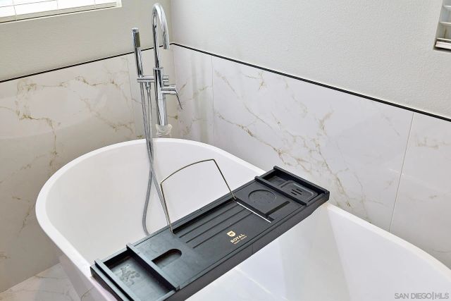 3402 Filoli Cir, Carlsbad, CA 92009