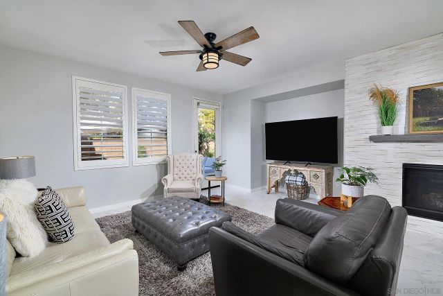 3402 Filoli Cir, Carlsbad, CA 92009