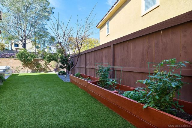 3402 Filoli Cir, Carlsbad, CA 92009