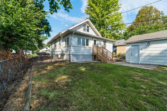 124 N Franklin Avenue, Ames, IA 50014