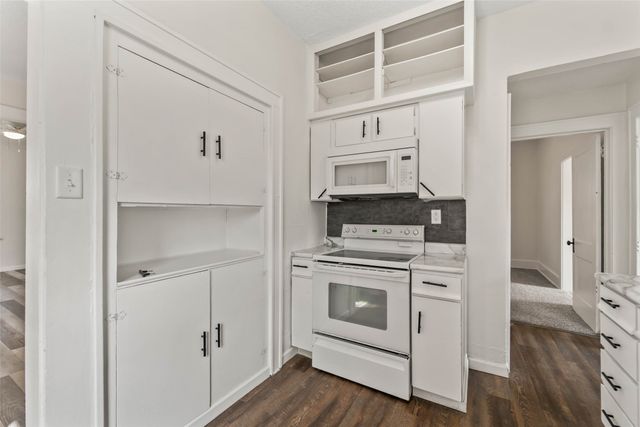 124 N Franklin Avenue, Ames, IA 50014