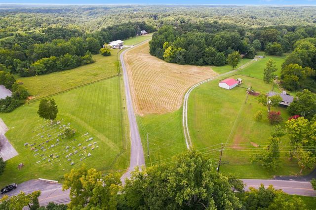 2707 Greer Rd, Goodlettsville, TN 37072