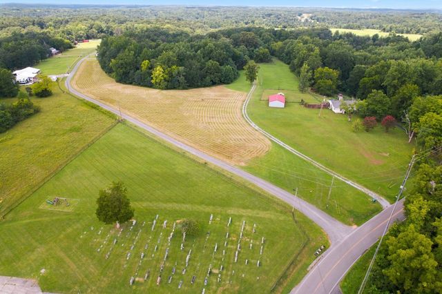 2707 Greer Rd, Goodlettsville, TN 37072
