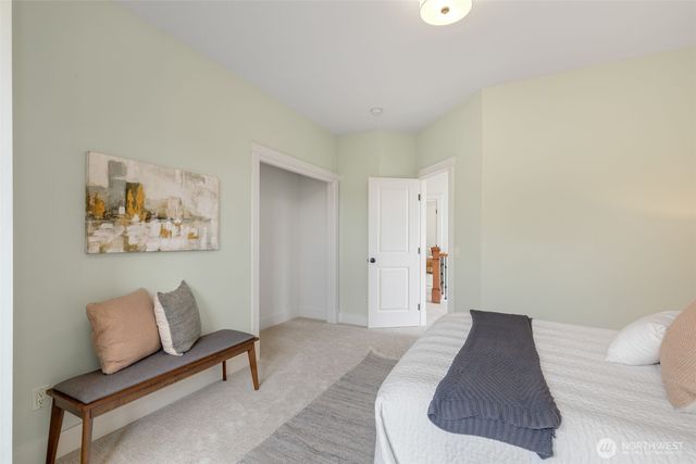 525 27th Avenue, Seattle, WA 98122