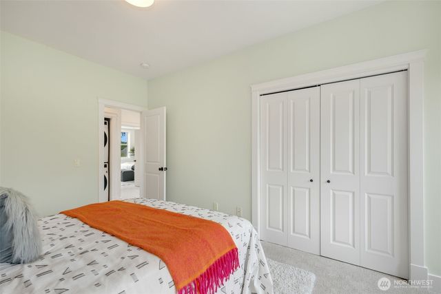 525 27th Avenue, Seattle, WA 98122