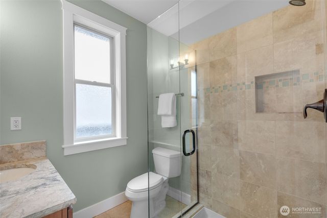 525 27th Avenue, Seattle, WA 98122