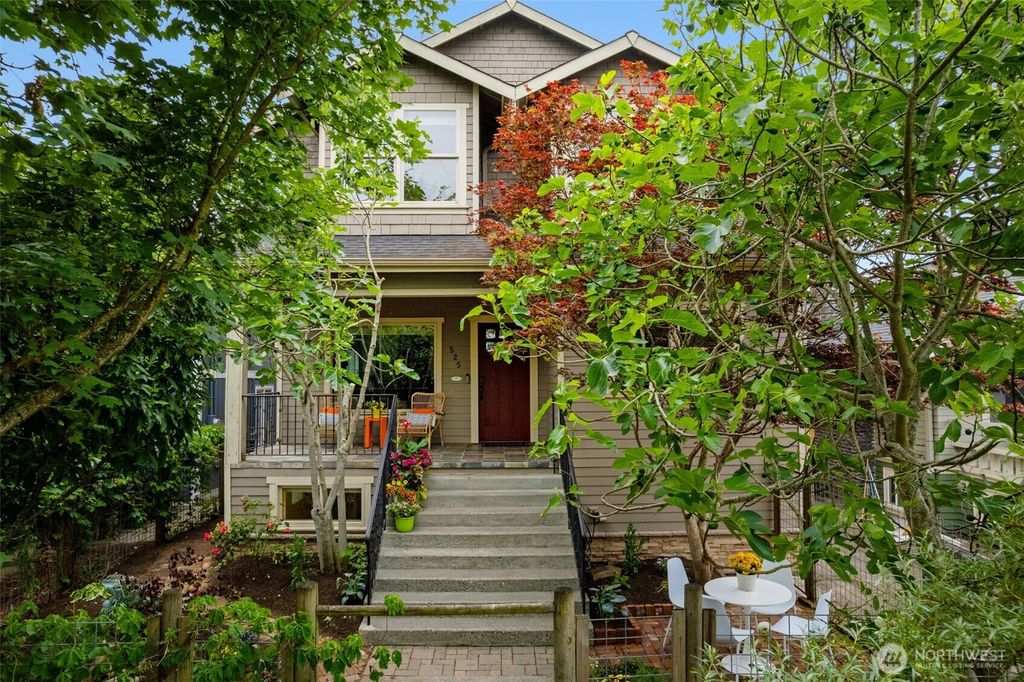 525 27th Avenue, Seattle, WA 98122